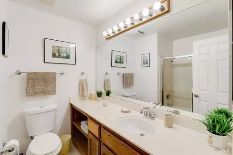 Bath - 848 Wellfleet Dr, Vallejo, CA 94591 photo 5 of 7