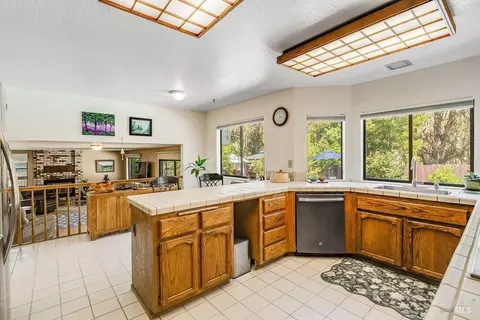 Kitchen - 848 Wellfleet Dr, Vallejo, CA 94591 photo 1 of 5