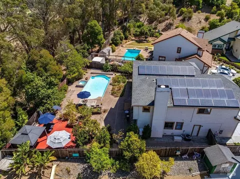 View/Area - 848 Wellfleet Dr, Vallejo, CA 94591 photo 4 of 7