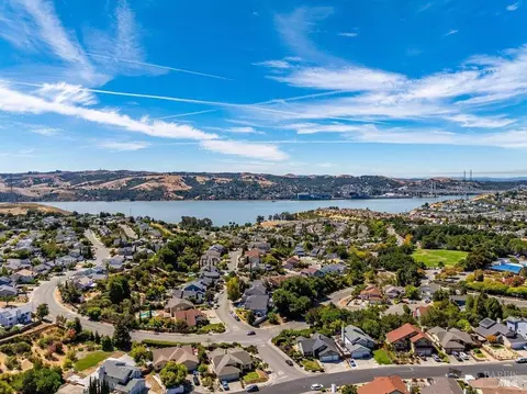 View/Area - 848 Wellfleet Dr, Vallejo, CA 94591 photo 6 of 7