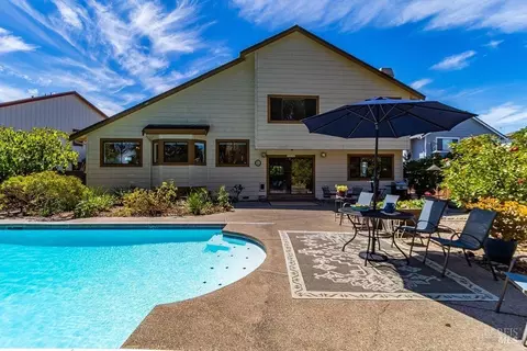 Exterior - 848 Wellfleet Dr, Vallejo, CA 94591 photo 18 of 22