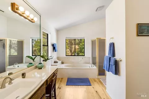 Bath - 848 Wellfleet Dr, Vallejo, CA 94591 photo 3 of 7