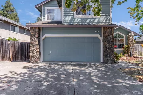 Exterior - 104 Macklin Dr, Cotati, CA 94931 photo 2 of 8