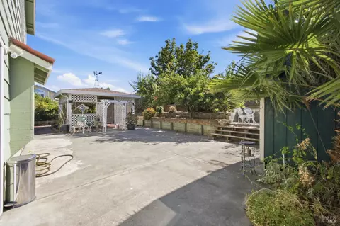 Exterior - 249 Valley Oak Ln, Vallejo, CA 94591 photo 19 of 19