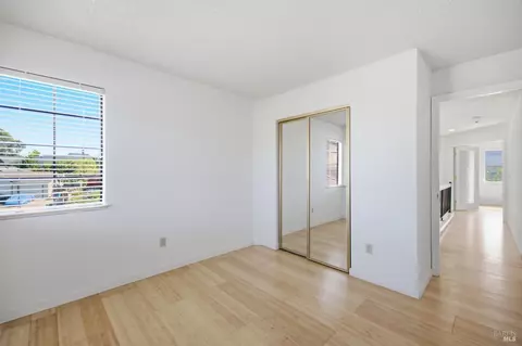 Bedroom - 249 Valley Oak Ln, Vallejo, CA 94591 photo 11 of 12