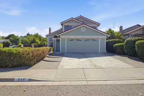 Exterior - 249 Valley Oak Ln, Vallejo, CA 94591 photo 1 of 19