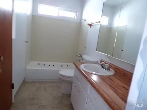 Bath - 6258 5th Ave, Lucerne, CA 95458 photo 3 of 3