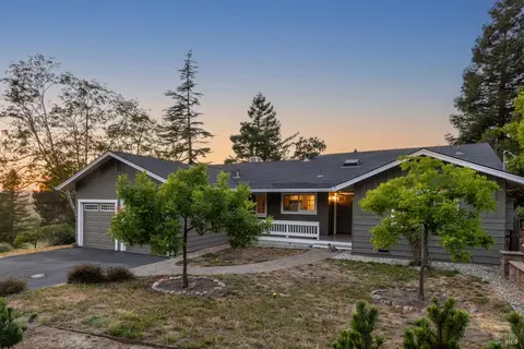 8150 Whited Rd, Sebastopol, CA 95472