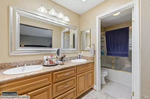 Bath - 601 Seahorse Dr, Vallejo, CA 94591 photo 1 of 3
