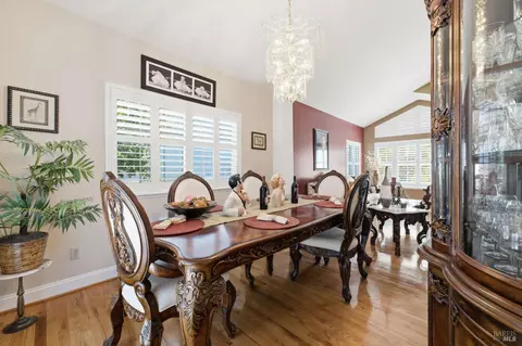 Dining - 601 Seahorse Dr, Vallejo, CA 94591 photo 2 of 2