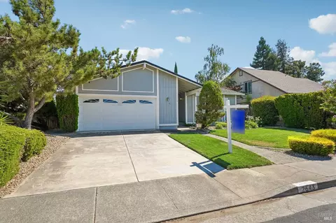 Exterior - 2643 Barbour Dr, Fairfield, CA 94534 photo 3 of 23