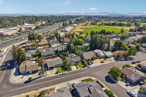 View/Area - 2643 Barbour Dr, Fairfield, CA 94534 photo 9 of 15
