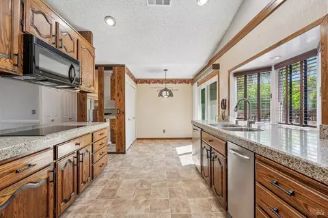 Kitchen - 2643 Barbour Dr, Fairfield, CA 94534 photo 2 of 9