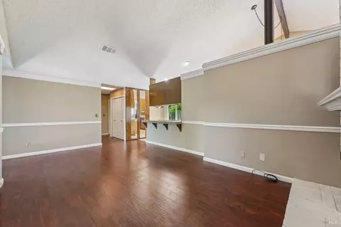 Living - 2643 Barbour Dr, Fairfield, CA 94534 photo 7 of 10
