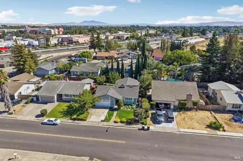 View/Area - 2643 Barbour Dr, Fairfield, CA 94534 photo 4 of 15