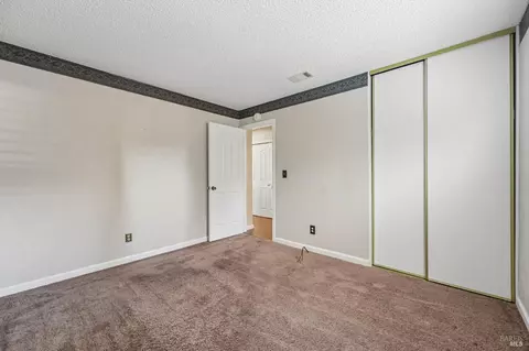 Bedroom - 2643 Barbour Dr, Fairfield, CA 94534 photo 3 of 11