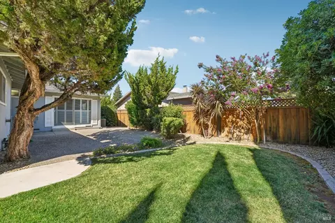 Exterior - 2643 Barbour Dr, Fairfield, CA 94534 photo 14 of 23