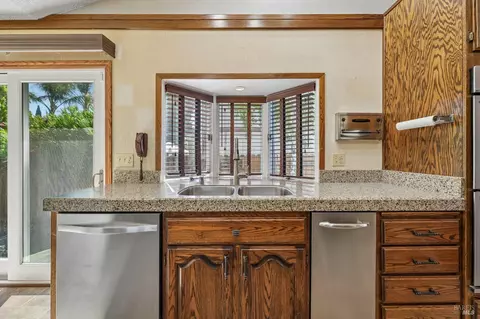 Kitchen - 2643 Barbour Dr, Fairfield, CA 94534 photo 8 of 9