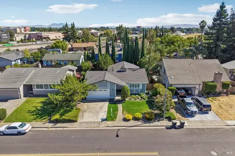 View/Area - 2643 Barbour Dr, Fairfield, CA 94534 photo 2 of 15