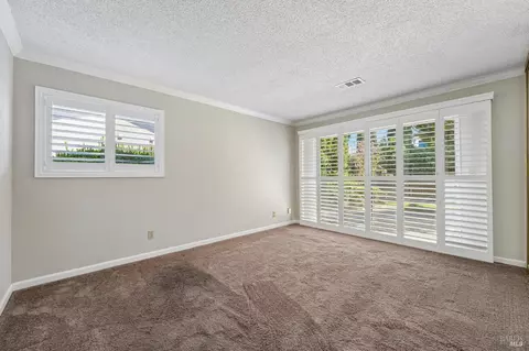 Bedroom - 2643 Barbour Dr, Fairfield, CA 94534 photo 8 of 11