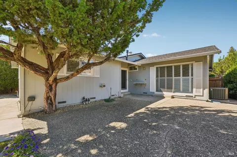 Exterior - 2643 Barbour Dr, Fairfield, CA 94534 photo 11 of 23