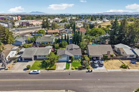 View/Area - 2643 Barbour Dr, Fairfield, CA 94534 photo 5 of 15