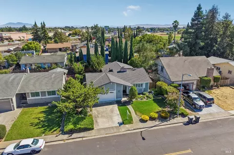View/Area - 2643 Barbour Dr, Fairfield, CA 94534 photo 1 of 15