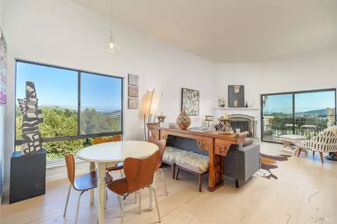 588 Seaver Dr, Mill Valley, CA 94941