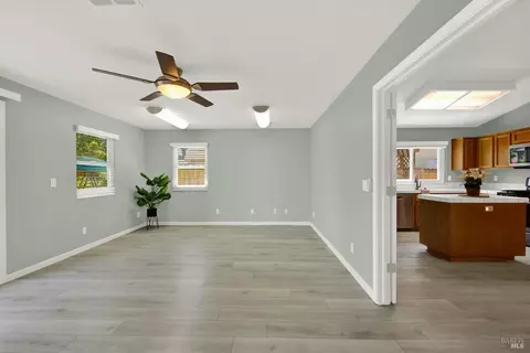 Living - 560 Evans Rd, Dixon, CA 95620 photo 7 of 10