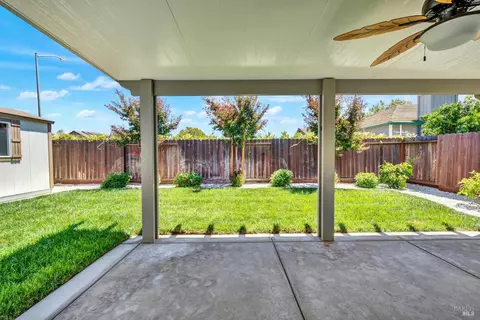 Exterior - 560 Evans Rd, Dixon, CA 95620 photo 11 of 18