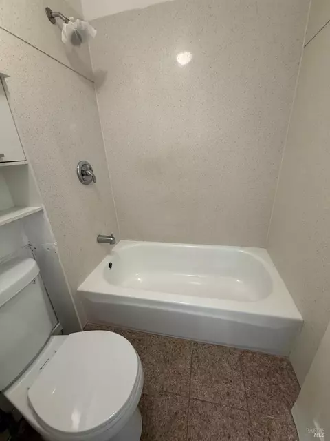 Bath - 131 Hillview Dr, Vallejo, CA 94591 photo 3 of 4