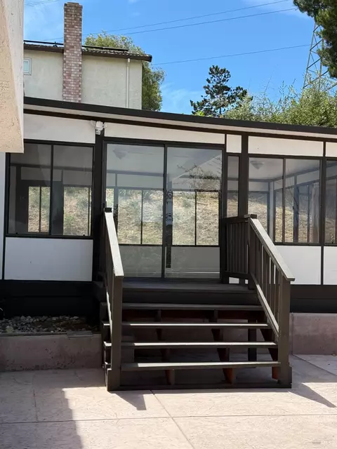 Exterior - 131 Hillview Dr, Vallejo, CA 94591 photo 2 of 4