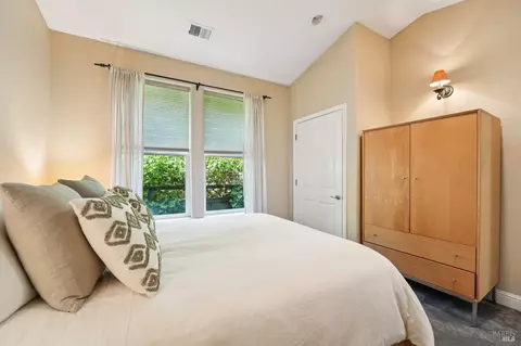 Bedroom - 22585 Sylvan Way, Monte Rio, CA 95462 photo 2 of 6