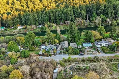 View/Area - 22585 Sylvan Way, Monte Rio, CA 95462 photo 3 of 4