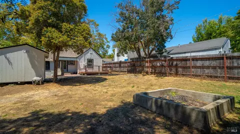 Exterior - 168 Fairmont Ave, Vallejo, CA 94590 photo 11 of 13