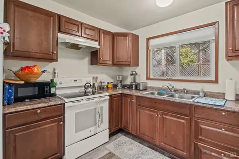 Kitchen - 28060 Poppy Dr, Willits, CA 95490 photo 3 of 3