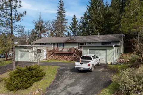 Exterior - 28060 Poppy Dr, Willits, CA 95490 photo 4 of 5
