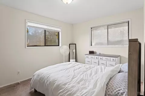 Bedroom - 28060 Poppy Dr, Willits, CA 95490 photo 1 of 4