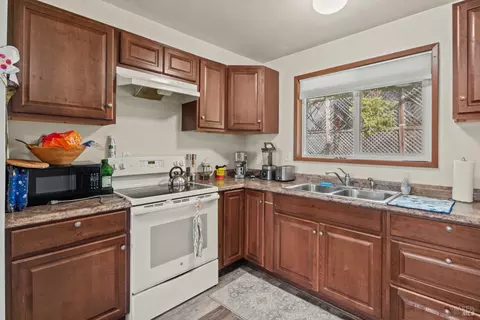 Kitchen - 28060 Poppy Dr, Willits, CA 95490 photo 2 of 3