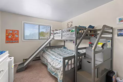 Bedroom - 28060 Poppy Dr, Willits, CA 95490 photo 2 of 4