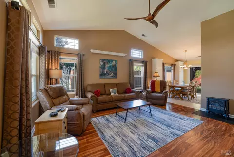Living - 485 Briarwood Dr, Ukiah, CA 95482 photo 1 of 1
