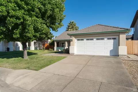 Exterior - 485 Briarwood Dr, Ukiah, CA 95482 photo 9 of 10