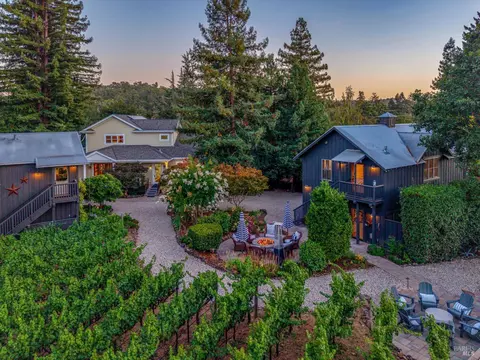 3960 Hagen Rd, Napa, CA 94558