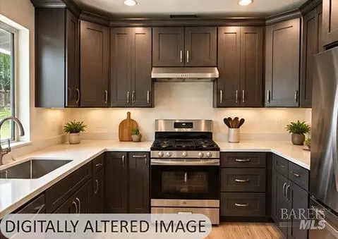 Kitchen - 131 William Cir, Cloverdale, CA 95425 photo 2 of 6
