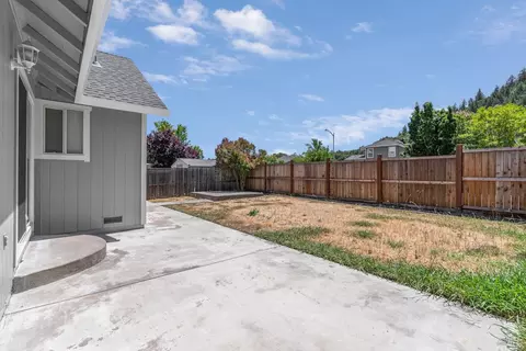 Exterior - 131 William Cir, Cloverdale, CA 95425 photo 6 of 6