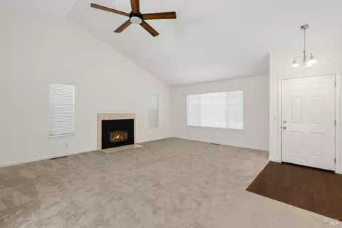 Living - 131 William Cir, Cloverdale, CA 95425 photo 1 of 7