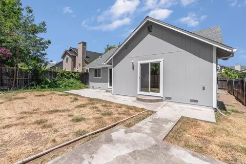 Exterior - 131 William Cir, Cloverdale, CA 95425 photo 4 of 6