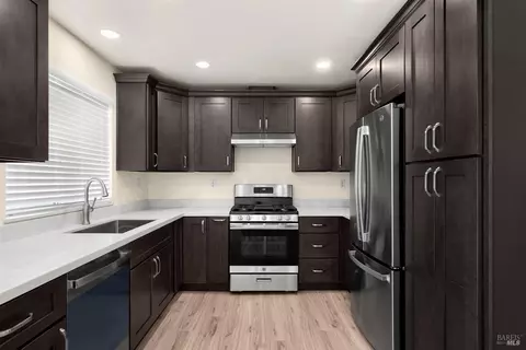 Kitchen - 131 William Cir, Cloverdale, CA 95425 photo 1 of 4