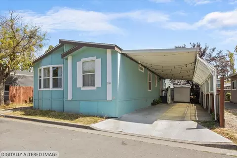 203 Corte Rosa Ct, Rohnert Park, CA 94928