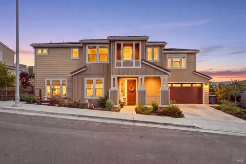 547 Sapphire St, Petaluma, CA 94952